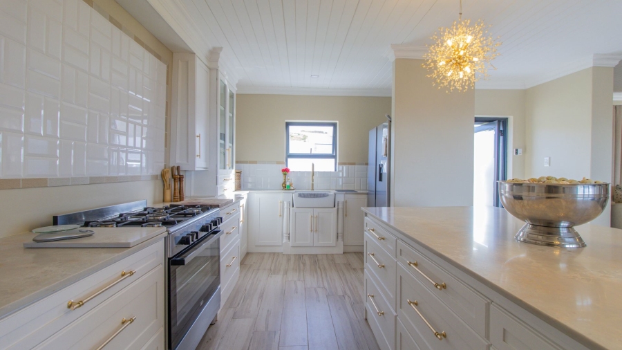 3 Bedroom Property for Sale in Britannica Heights Western Cape